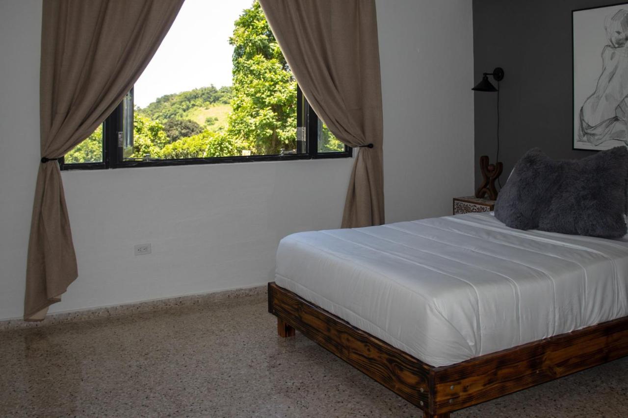 The Serene House Bed & Breakfast Luquillo Εξωτερικό φωτογραφία