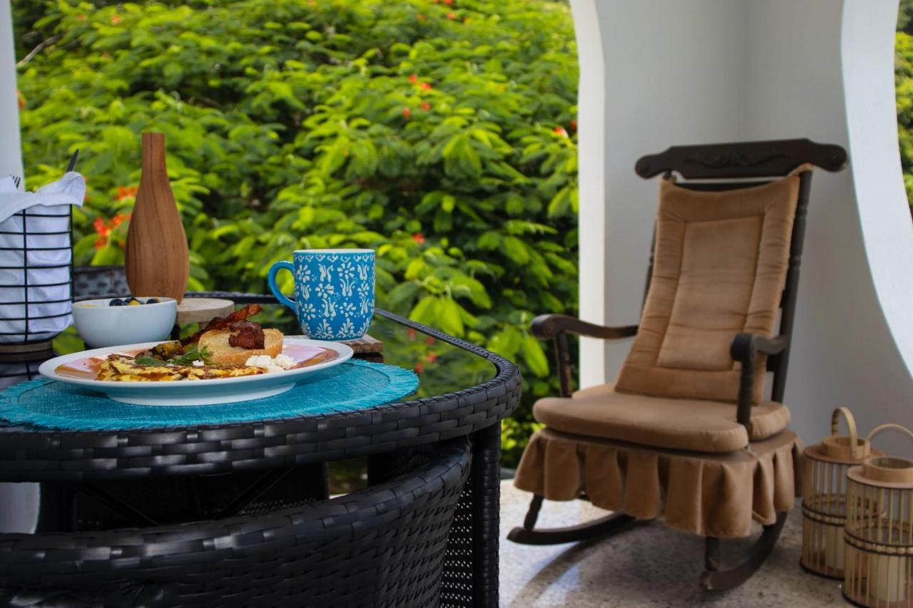 The Serene House Bed & Breakfast Luquillo Εξωτερικό φωτογραφία